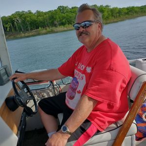 Meet your Posher, Lee